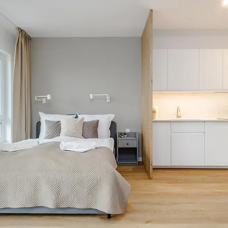 Lejlighed Very Berry - Naramowicka 106a - Z Garazem I Balkonem- Self Check In 24h *