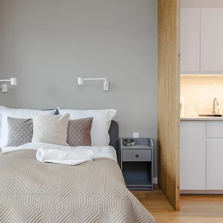 Lejlighed Very Berry - Naramowicka 106a - Z Garazem I Balkonem- Self Check In 24h *