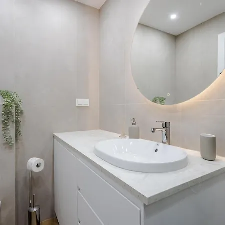 Very Berry - Naramowicka 106a - Z Garazem I Balkonem- Self Check In 24h Poznań