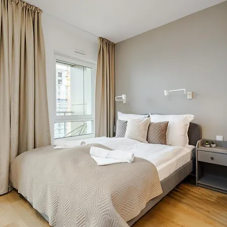 Very Berry - Naramowicka 106a - Z Garazem I Balkonem- Self Check In 24h Lejlighed