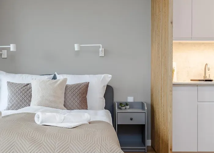 公寓 Very Berry - Naramowicka 106a - Z Garazem I Balkonem- Self Check In 24h *