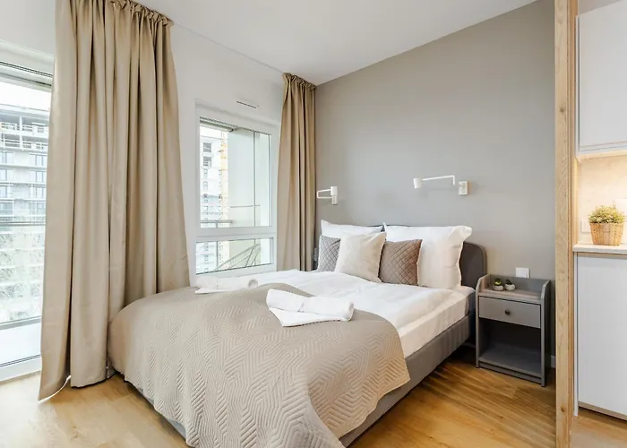 Very Berry - Naramowicka 106a - Z Garazem I Balkonem- Self Check In 24h 公寓